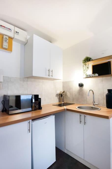 La Casa : Logement En Centre Ville, Cathedrale 阿棉 外观 照片
