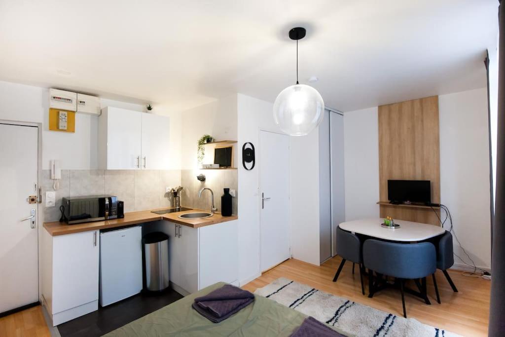 La Casa : Logement En Centre Ville, Cathedrale 阿棉 外观 照片